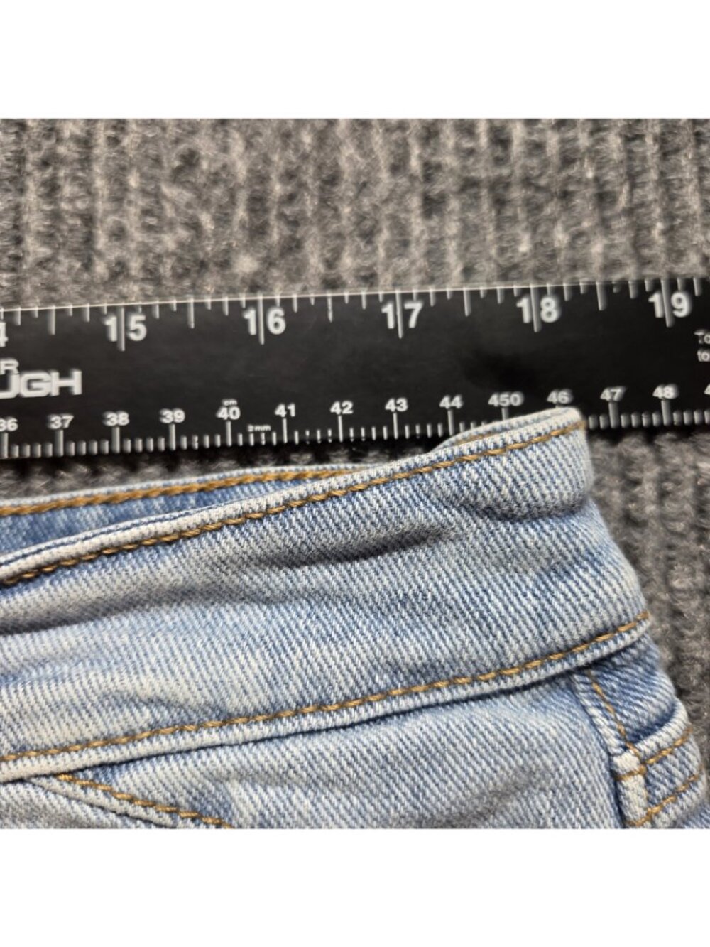 SOFIA Vergara Jeans Chi Short Denim Shorts Women's 16 Blue Cut-Off  Distressed - Picture 10 of 16